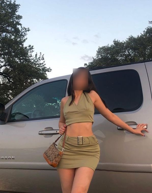 <a href='https://sexyplace.club/usuario5/post/577'>
<i class='fas fa-chevron-down'></i> Foto 8</a>