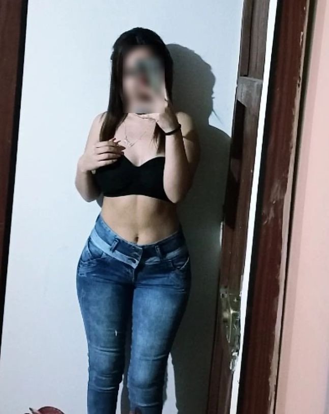 <a href='https://sexyplace.club/usuario10/post/512'>
<i class='fas fa-chevron-down'></i> Foto 2</a>
