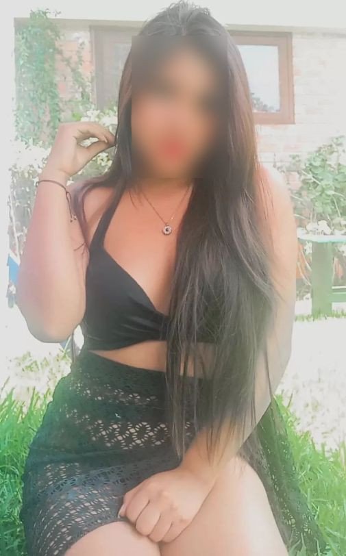 <a href='https://sexyplace.club/usuario1/post/584'>
<i class='fas fa-chevron-down'></i> Foto 5</a>