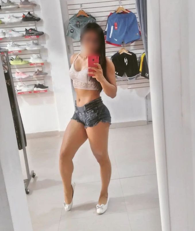 <a href='https://sexyplace.club/usuario2/post/558'>
<i class='fas fa-chevron-down'></i> Foto 9</a>